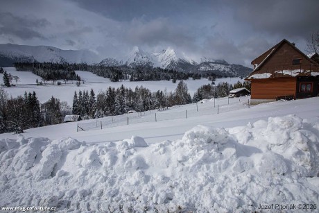 Na Apríla v Ždiari stále sníh - Foto Jozef Pitoňák 0426 (2)