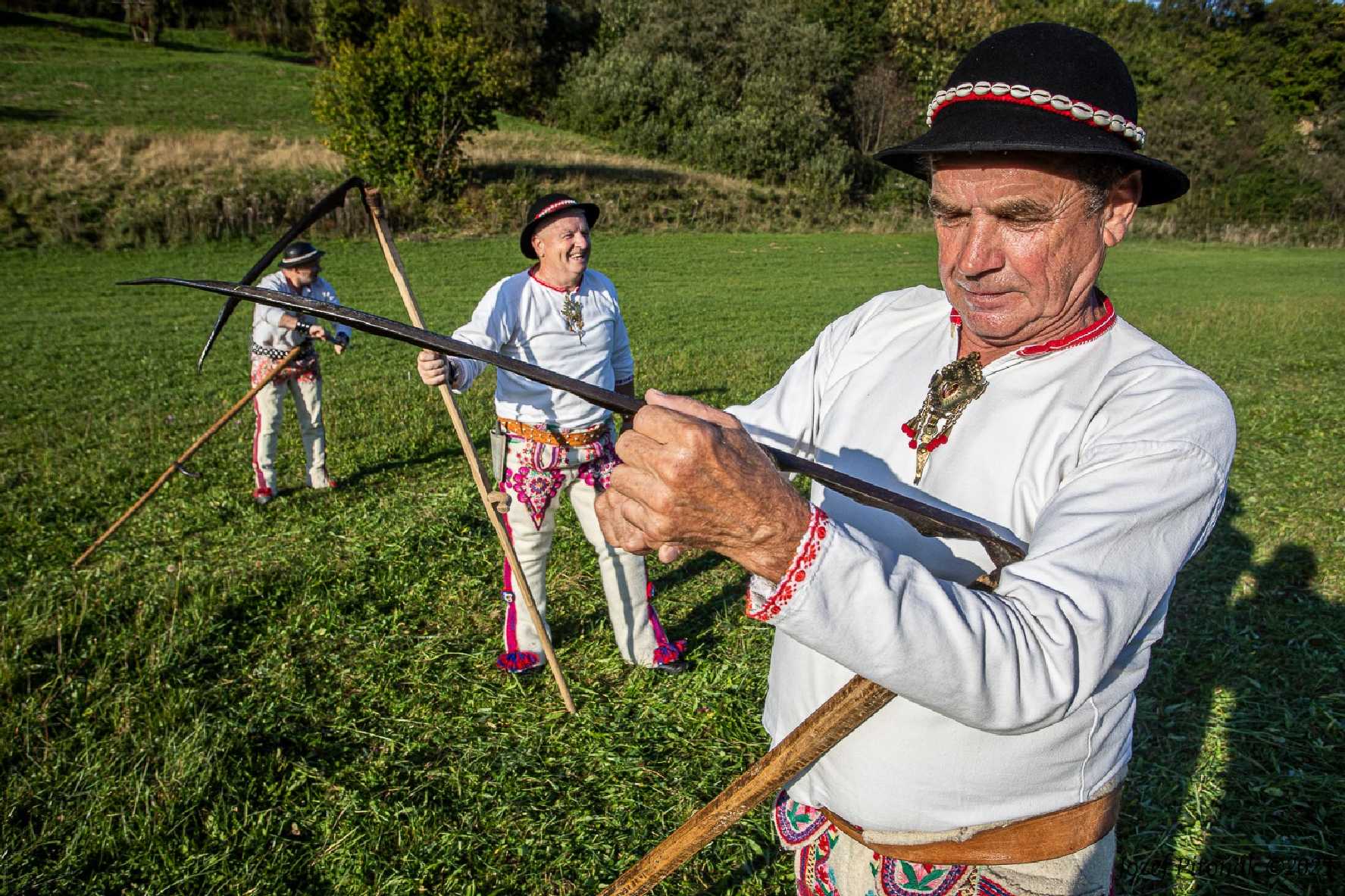 Kosení na Lendackých loukách - Foto Jozef Pitoňák 1023 (5)