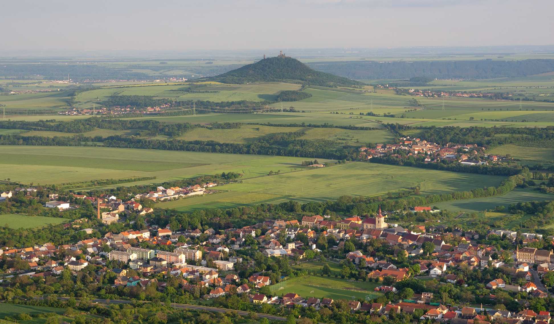 Pohled na Hazmburk - Foto Jaroslava Jechová 0524