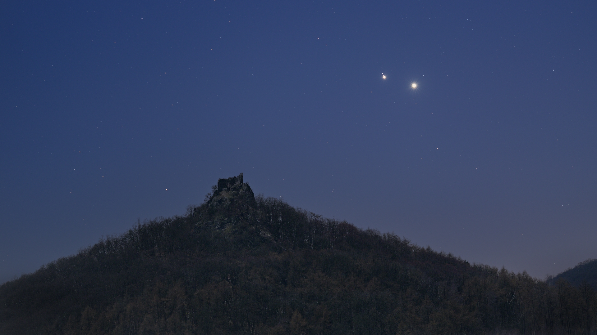 Konjunkce Jupitera s Venuší - Foto Petr Kovář 1024 (1)